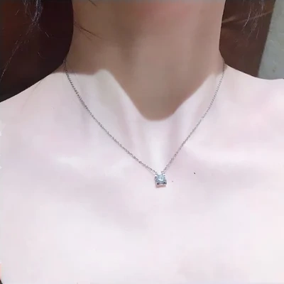 Simple Four-claw Single Diamond Pendant Female Temperament Titanium Steel Necklace
