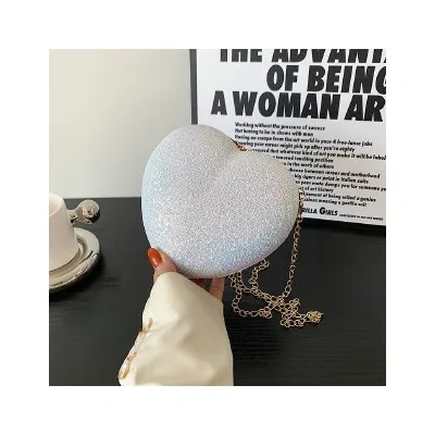 Evening Clutch Bag Women Bag Shiny Handbag Heart Shape Metal Clutches Bag Fashion Chain Shoulder Crossbody Bag Luxury Lady Purse Valentines Day Outfit