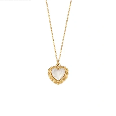 High-grade Love Light Luxury Pendant Jewelry Stainless Steel 18k Gold Plating Vintage Shell Love Necklace