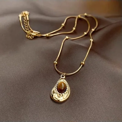 Amber Stone Necklace Retro Irregular Clavicle Chain Sweater Chain Women Fashion Jewelry